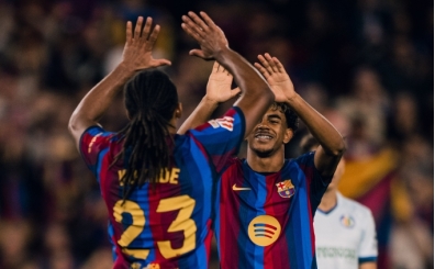 Barcelona 3 att�, 8'de 8 yapt�!
