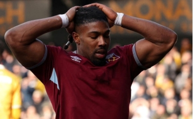 Premier Lig'de Adama Tarore'ye g�r�lmemi� yasak