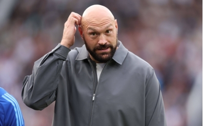 Tyson Fury, ringlere d�n�yor