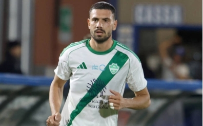 Merih Demiral ��lg�na d�nd�: Madalyay� trib�nlere g�sterdi!