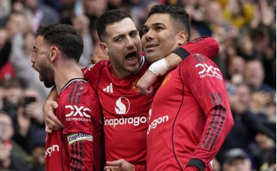 Manchester United, Bruno Fernandes'in rekoruyla kazand�!