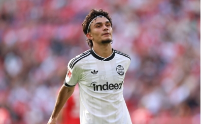Galatasaray'da bitmeyen a�k: Can Uzun