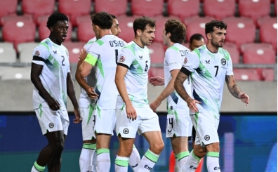 �rlanda'dan �srail'e 3 goll� tarife!