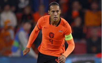 Galatasaray, Van Dijk i�in yeniden devrede!