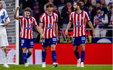 Julian Alvarez 238 g�nl�k suskunlu�u bozdu, galibiyeti getirdi!