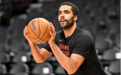 NBA'den �m�r boyu men edilen Jontay Porter parkelere d�n�yor