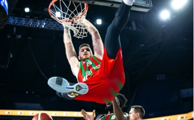 Kar��yaka potada son topa kadar direniyor