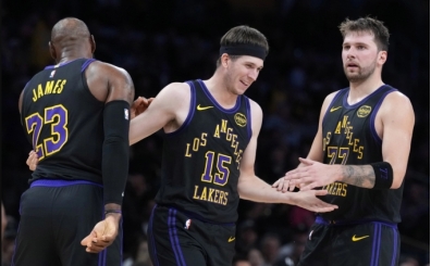 Anthony Davis, Lakers'� �ampiyonluk adaylar� aras�ndan ��kard�