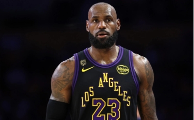 Pelinka: 'LeBron James'i gelecek sezon da kadromuzda g�rmek isteriz'