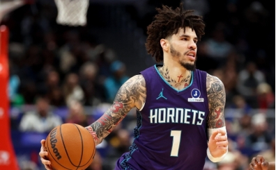 LaMelo Ball, NBA tarihinde LeBron ve Magic'in bulundu�u elit listeye girdi