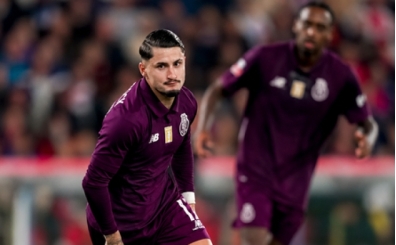 Porto yoluna kay�ps�z devam ediyor!