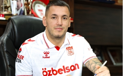 Sivas'a geri d�nd�; Rej Manaj imzalad�!