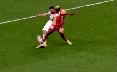 Galatasaray'dan penalt� itiraz�