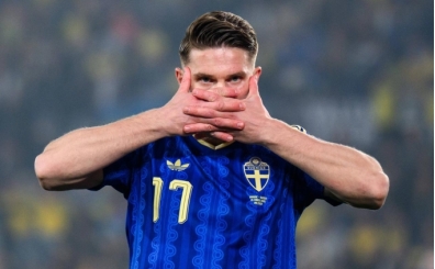 Viktor Gy�keres hat-trick ile �lkesini finale ta��d�!