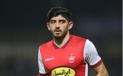 Vizesi biten �ranl� futbolcu Mehdi Torabi, grup ma�lar�n� ka��rabilir