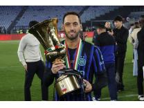 Hakan �alhano�lu, Galatasaray'a gelmek i�in can at�yor Galerisi