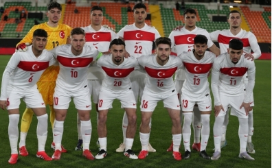 mit Milli Takm, Kosova'y 2 golle yendi!