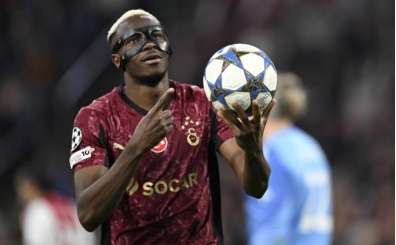 Osimhen, her kulvarda rakiplerine kabusu yaşatıyor!