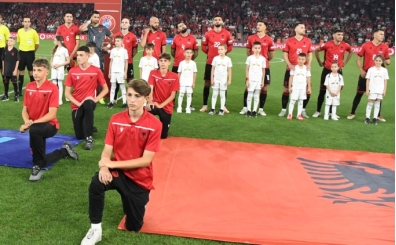 Arnavutluk, play-off biletinin sahibi oldu!