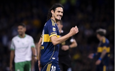 Edinson Cavani futbolu bıraktığını açıkladı