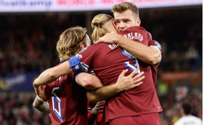 Sörloth ve Haaland, 12 dakikada Estonya'yı dağıttı!