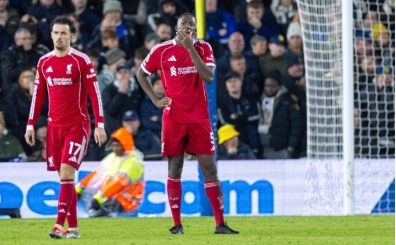 Liverpool, son dakika golüyle yıkıldı!