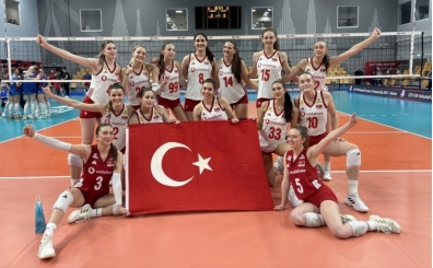 U18 Kadın Milli Takımı'ndan yarı final bileti