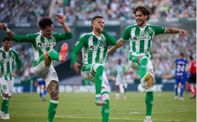Real Betis'e 3 puan için tek gol yetti