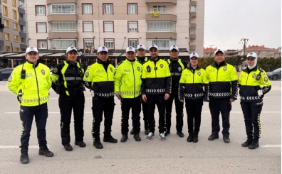 Konyasporlu futbolculardan 'Polis Haftası' sürprizi