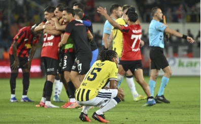 Fenerbahçe'de Nathan Ake'den mağlubiyet sonrası mesaj!