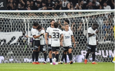Beşiktaş'ın 6'da 6'sına eski yıldızlardan övgü!