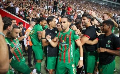 Süper Lig'de zirve değişti: Amedspor milli araya lider girdi