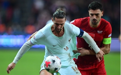 Merih Demiral'dan kırmızı kart tepkisi: 'Hakem de emin değildi'