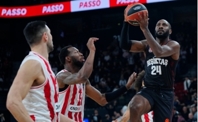 Beşiktaş evinde Olympiakos'a mağlup!