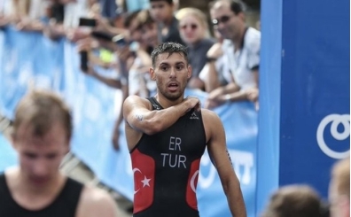 Milli triatlet Gültigin Er'den başarı