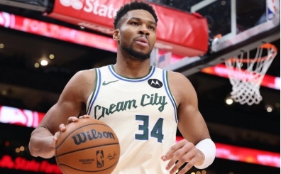 Giannis, Celtics'e takaslanması halinde 'sözleşmesini uzatmaya hazır'