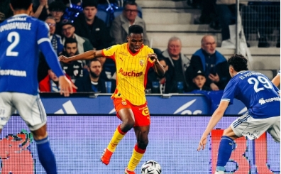 Lens liderlik için büyük fırsatı tepti!