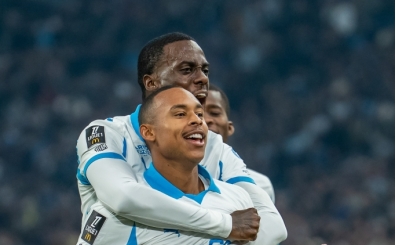 Marsilya 2 kere geriye düştüğü maçta galibiyeti aldı!