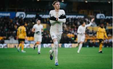 Chelsea'ye ertelemeli transfer yasağı