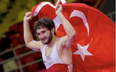 Milli güreşçilerden Avrupa Şampiyonası'nda 2 madalya