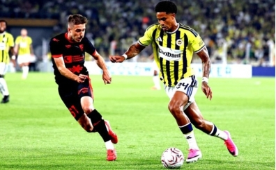 Fenerbahçe'de Oosterwolde'nin geleceği için kritik zirve!