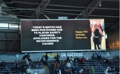 Hull maçına 'dondurucu soğuk' ertelemesi