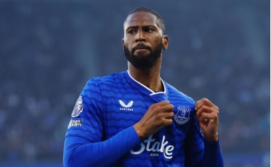 Everton, evinde Chelsea'yi yıktı!