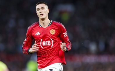 Manchester United'da Sesko kararı!