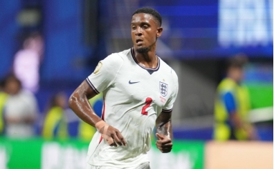 Arsenal'de stoper hedefi Ezri Konsa