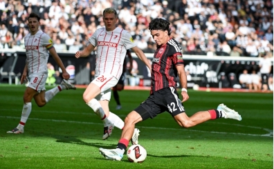 Trabzonspor'un rakibi Freiburg, Frankfurt'ta seriyi sürdüremedi!