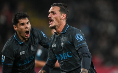 Napoli'den Monza deplasmanında dört gollü galibiyet