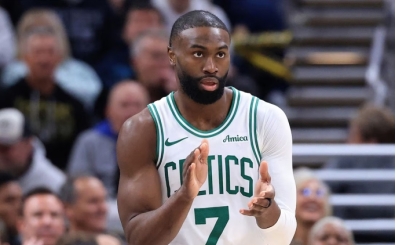 Hawks, Rockets ve Blazers'ın Jaylen Brown ilgisi sürüyor