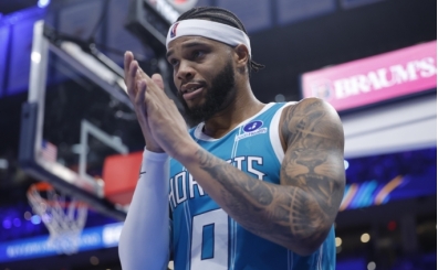 'Lakers, Hunter veya Bridges takasına zorlanıyor' iddiası